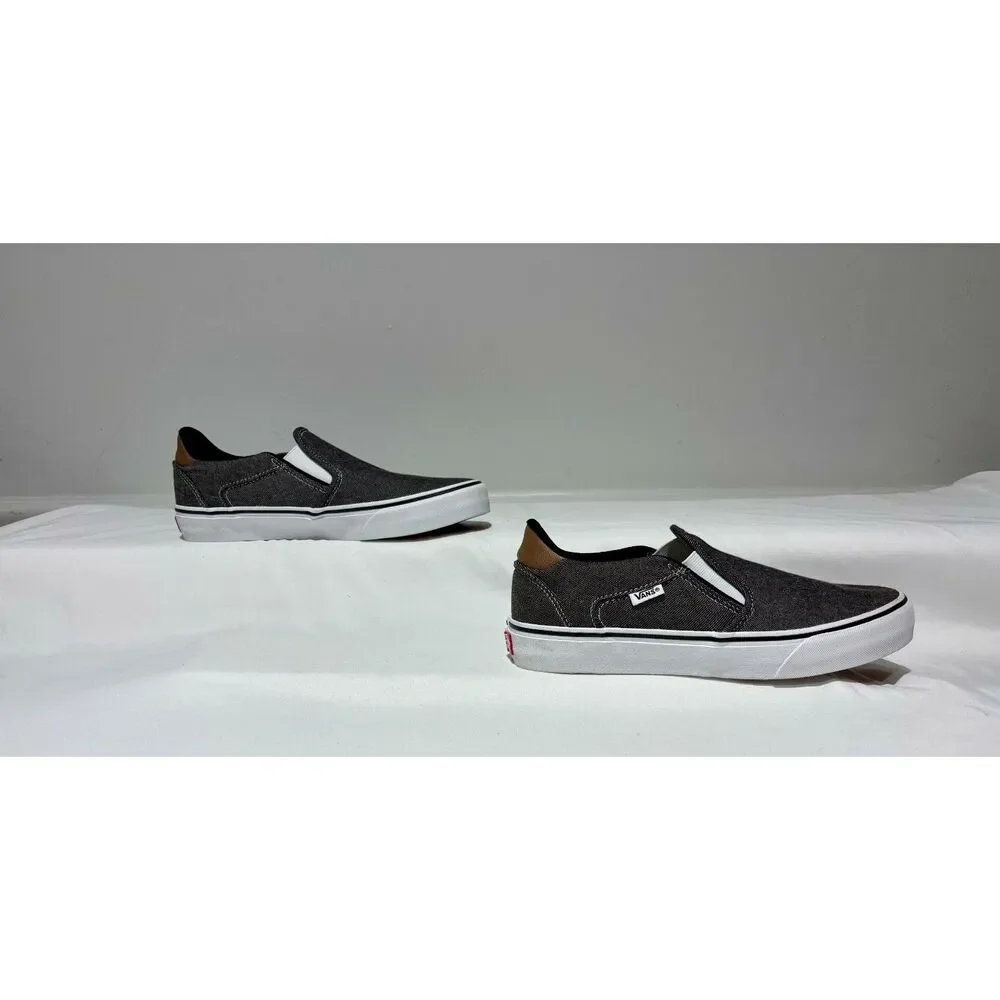 NEW Men's Vans Deluxe Comfort Slip-On Sneakers  Size 8
